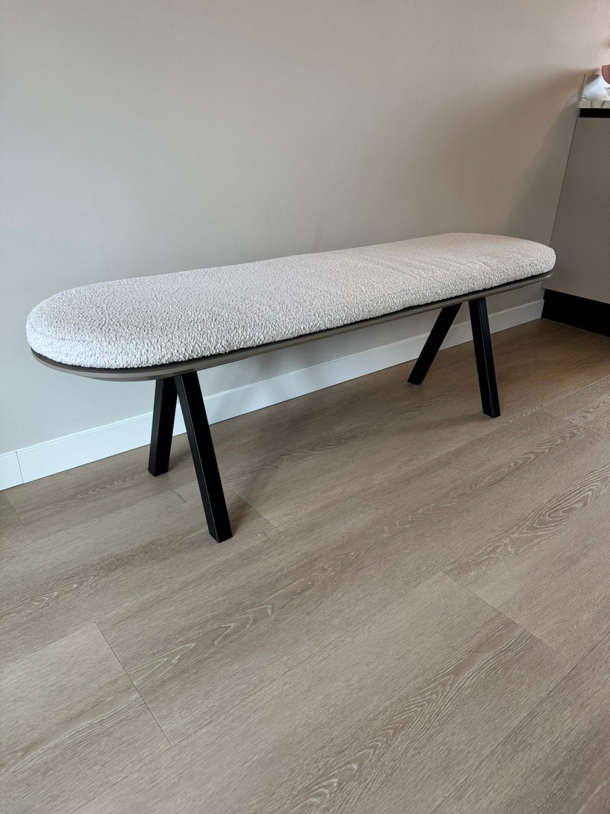 Studio Henk Plat ovale zitbankje met zitkussen, Minder dan 50 cm, 125 cm of meer, Ophalen of Verzenden, Zo goed als nieuw