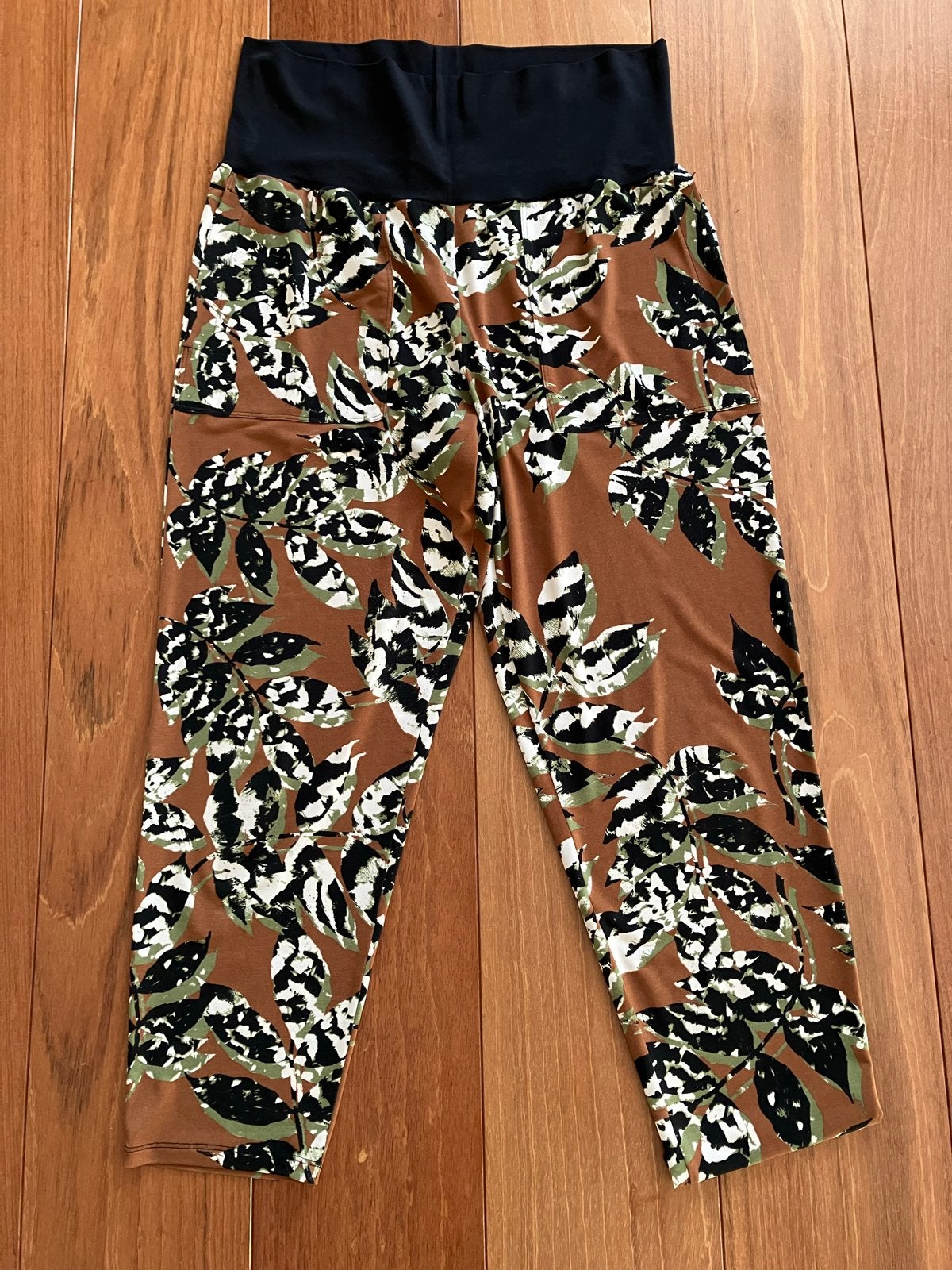 Vanilia driekwart broek Trikot Leaf Golden Brown Maat 42, Bruin, Maat 42/44 (L), Ophalen of Verzenden, Zo goed als nieuw