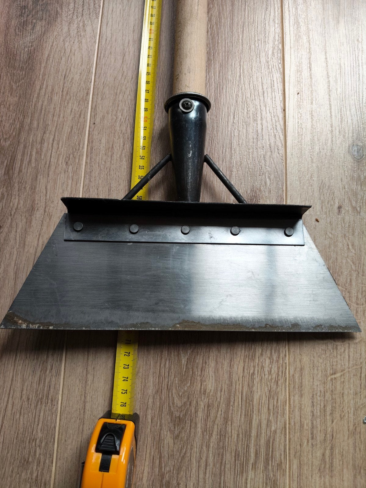 Betonschraper vloerschraper handzaam met kortere steel, Ophalen, Zo goed als nieuw, Overige soorten