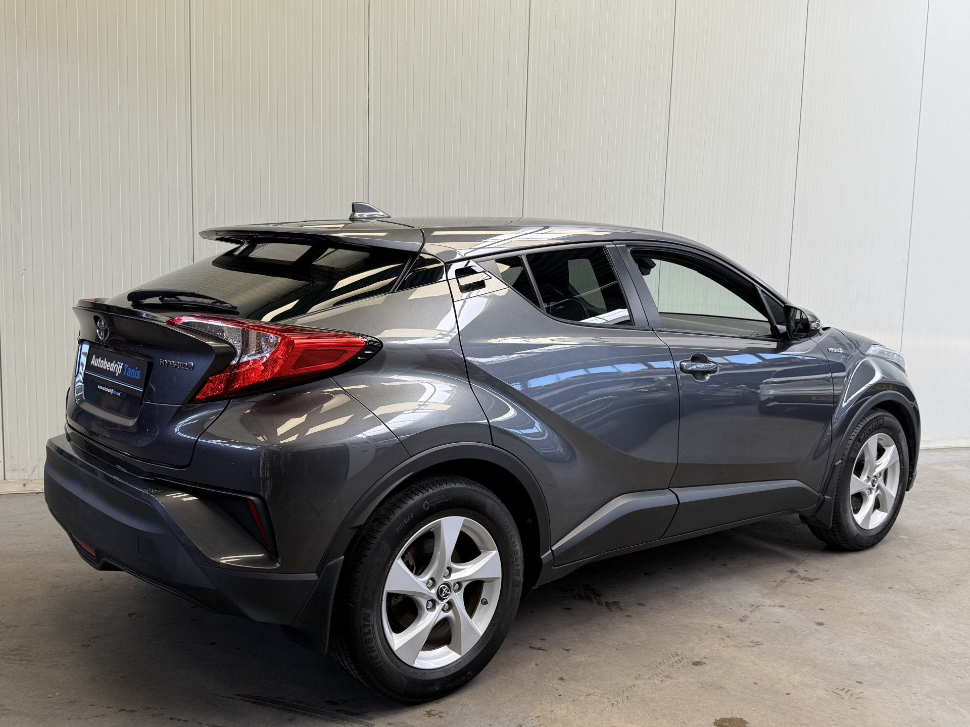 Toyota C-HR 1.8 Hybrid Style AIRCO/ECC-CAMERA-NAVI by CARPLA, Auto's, 12 maanden, Stof, Gebruikt, 4 cilinders