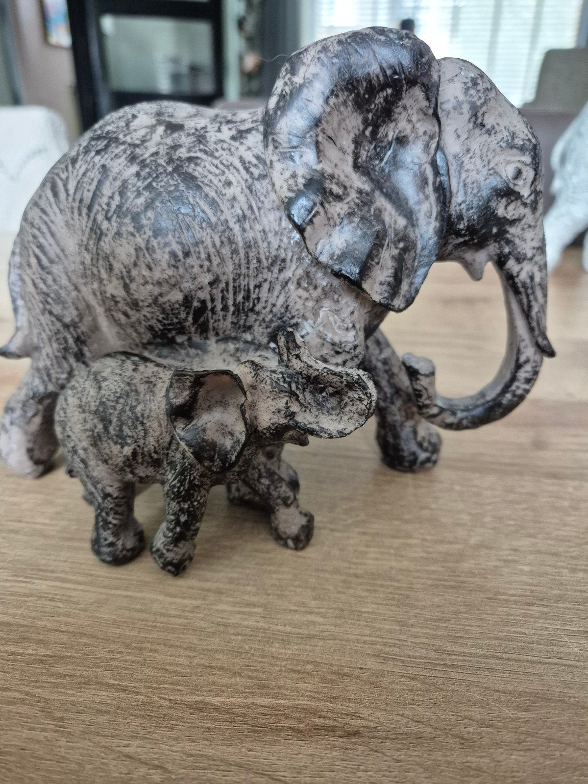 Olifant met jong, Ophalen, Zo goed als nieuw, Dier