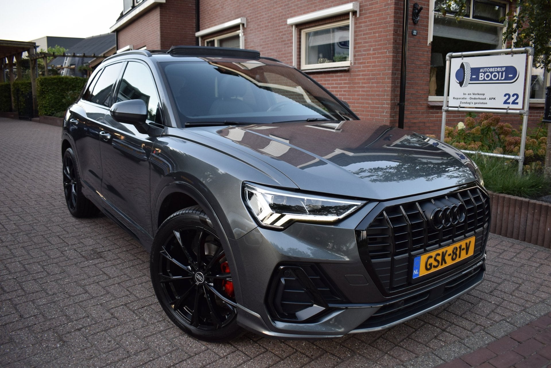 Audi Q3 35 TFSI S-LINE 150PK VIRTUAL/PANODAK/CAMERA/NAVI/CRU, Auto's, Dealer onderhouden, 4 cilinders, 150 pk, 1505 kg