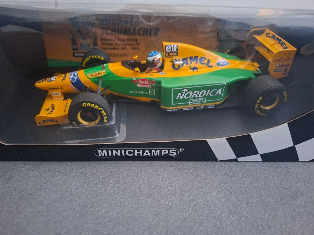 Michael Schumacher Benetton 1993 GP Portugal, Hobby en Vrije tijd, Modelauto's | 1:18, Ophalen of Verzenden, Nieuw, Auto, MiniChamps