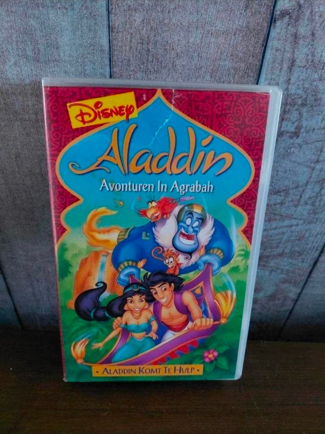 Disney Aladdin avonturen in Agrabah videoband. Komt te hulp, Gebruikt, Tekenfilm, Alle leeftijden, Ophalen of Verzenden