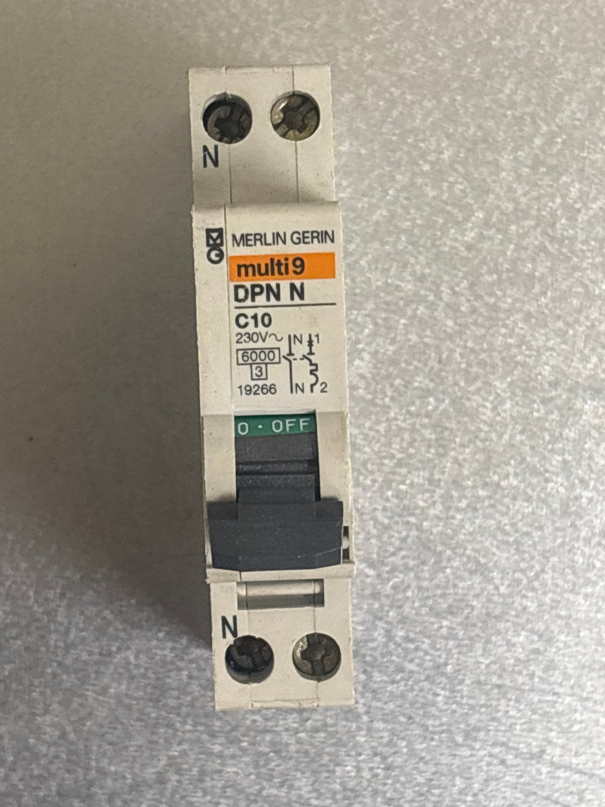 Merlin Gerin Multi9 DPN N C10 automaat, Ophalen of Verzenden, Gebruikt, Overige typen