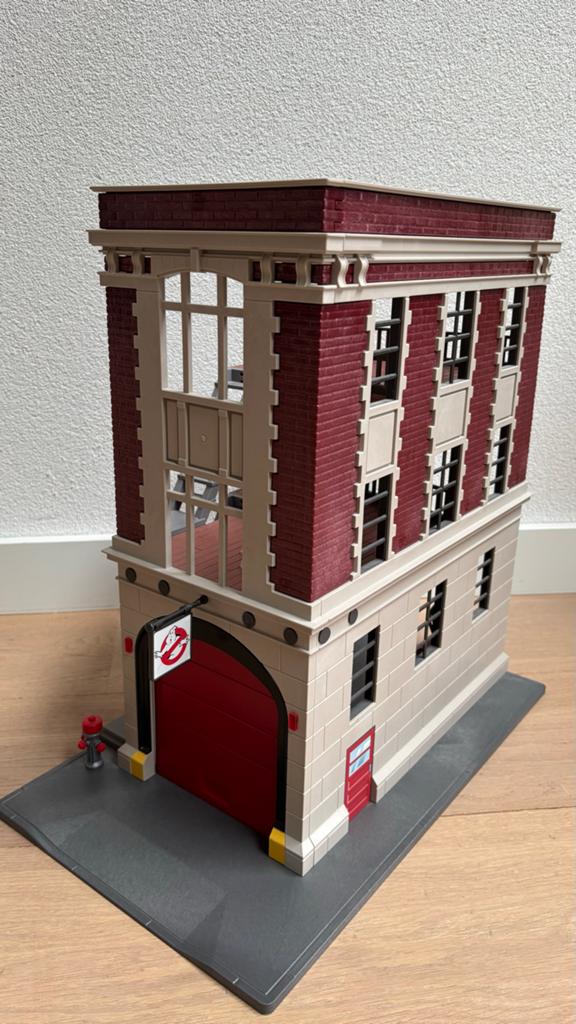 Playmobil Ghostbusters Brandweerkazerne met accessoires, Ophalen of Verzenden, Zo goed als nieuw, Jongen of Meisje