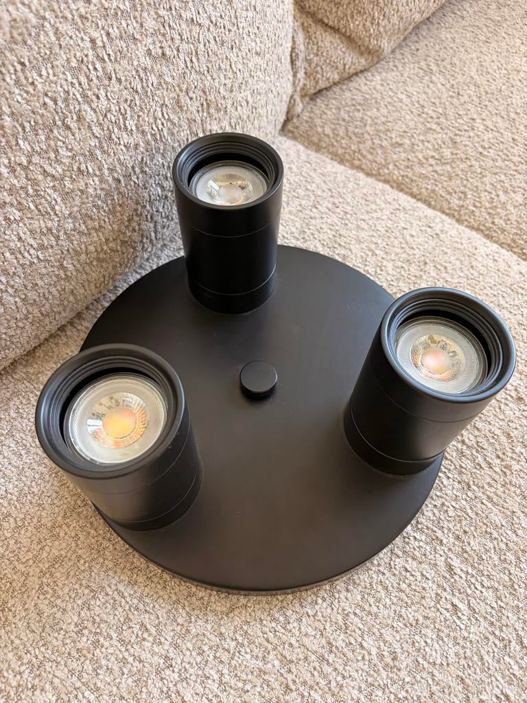 Twee IKEA plafondlampen met spotjes (ook los), Ophalen, Metaal of Aluminium, Zo goed als nieuw, Led