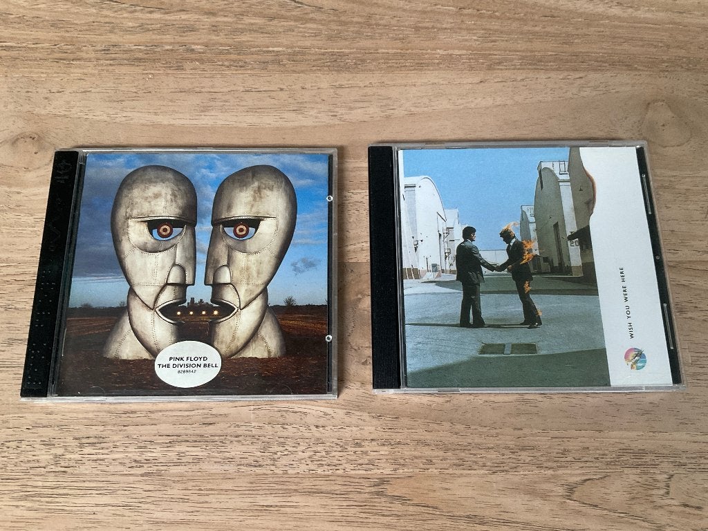 Pink Floyd- the Division Bell + Wish you were here. koopje!!, Inclusief doosje, Ophalen of Verzenden, Zo goed als nieuw, Poprock