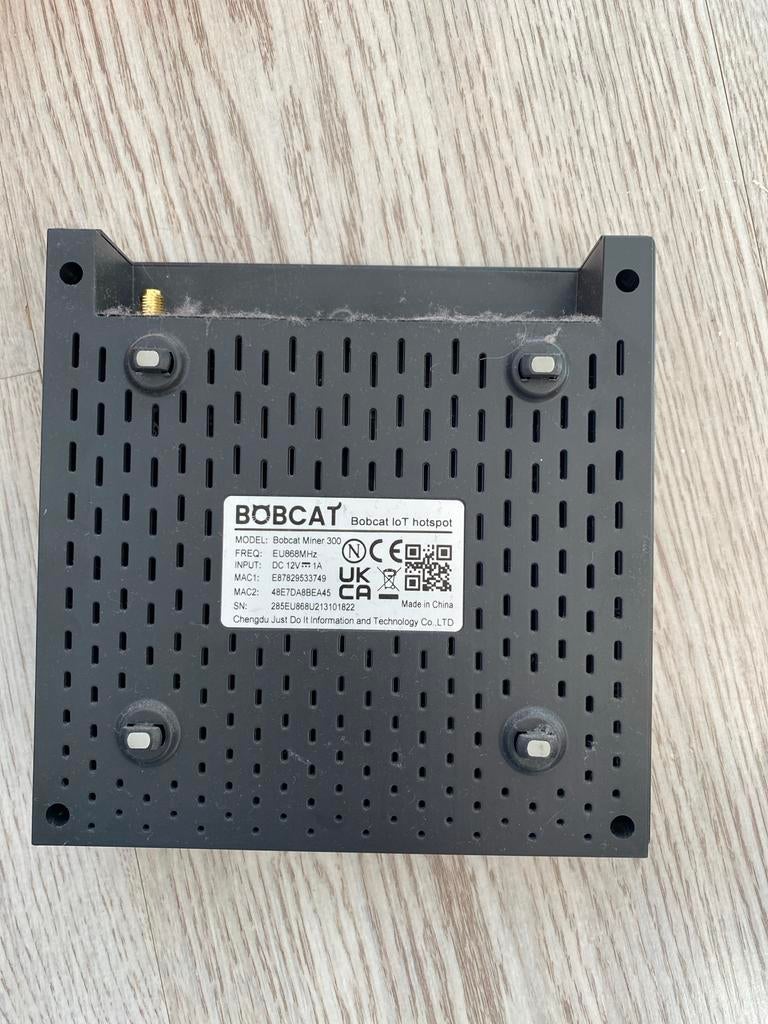 Bobcat Miner 300 Helium Hotspot met Antenne, Computers en Software, Ophalen of Verzenden, Gebruikt, Router