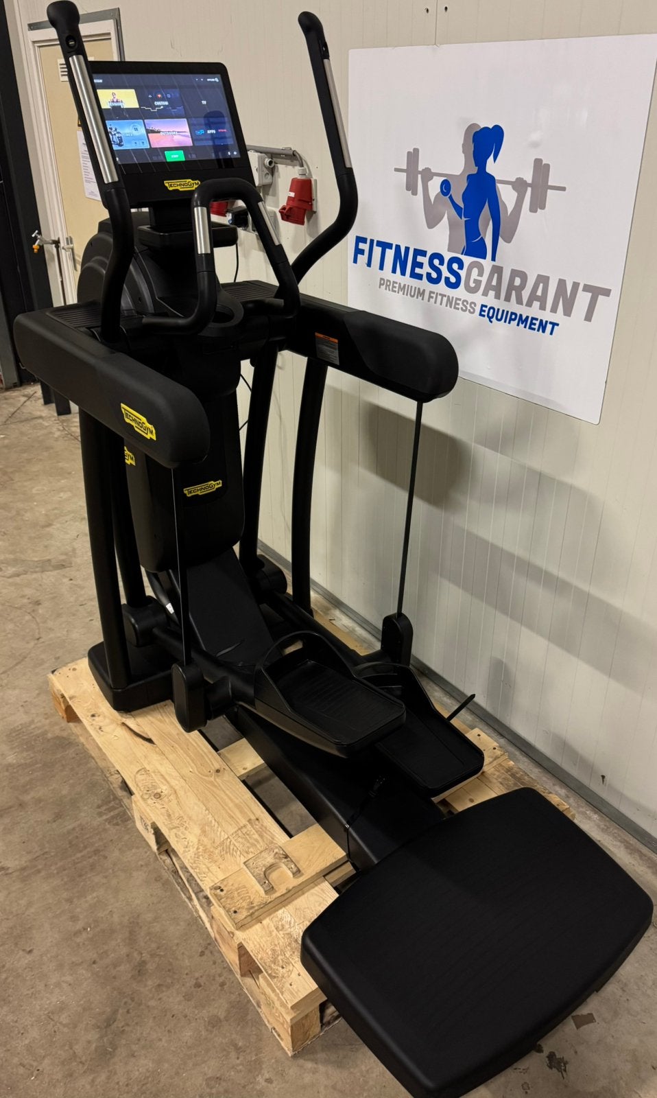 Technogym Excite+ Live 7000 16 P Unity 4 Vario Crosstrainer, Sport en Fitness, Ophalen of Verzenden, Zo goed als nieuw, Overige typen