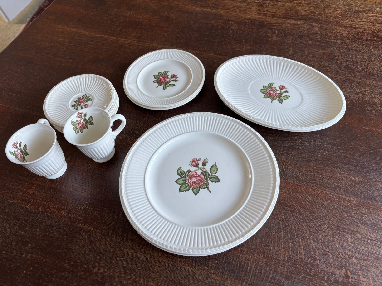 Servies Wegdewood Moss Rose (div. Losse), Ophalen