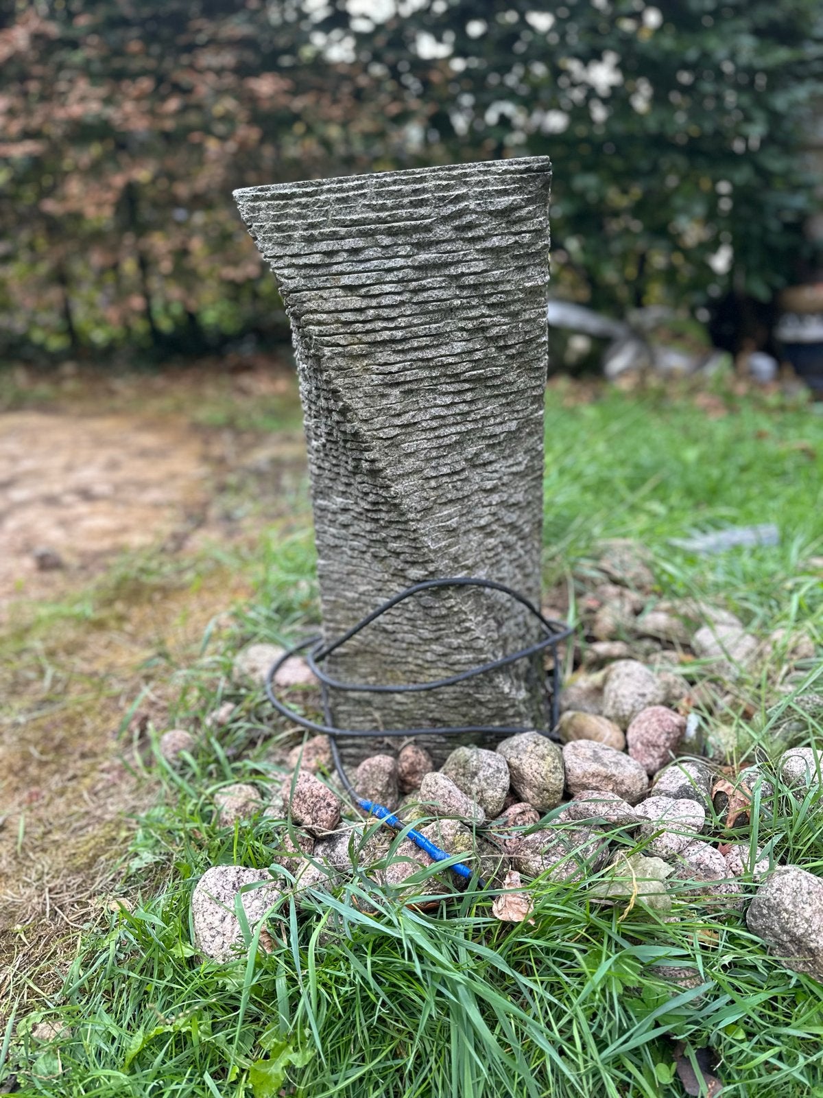 Granieten helix fontein met pomp en reservoir, Tuin en Terras, Ophalen, Gebruikt, Graniet, Fontein