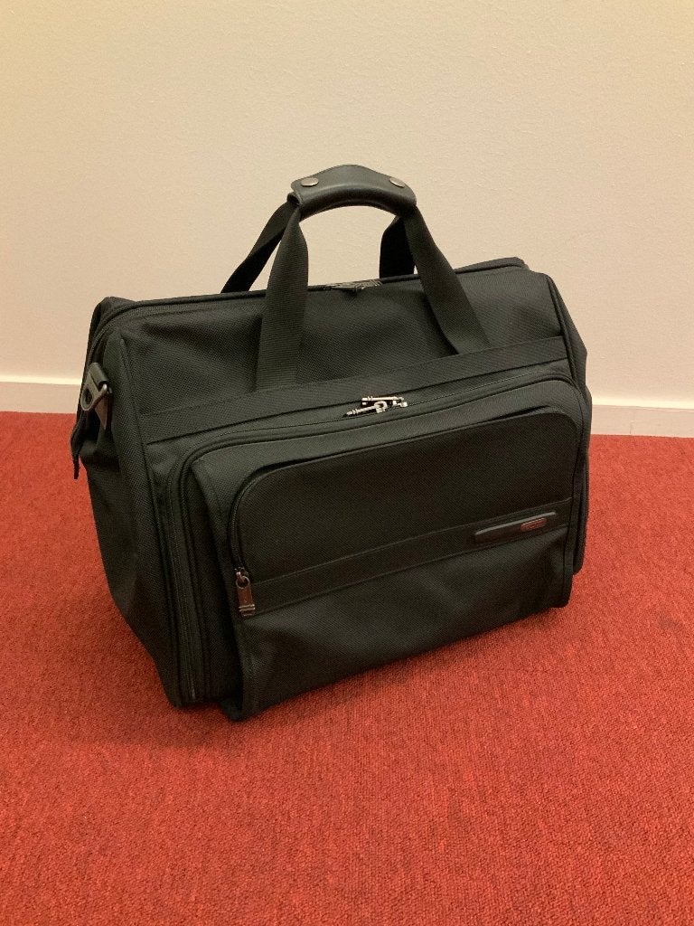 Tumi Weekend Bag, Ophalen, 30 cm of meer, Zwart, Minder dan 35 cm