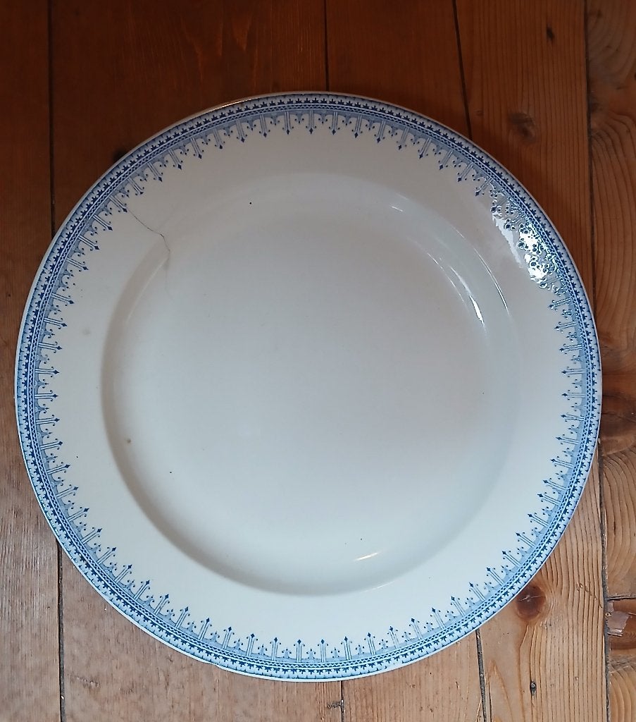 Maastrichts keramieken schaal 37 cm Petrus Regout, Ophalen