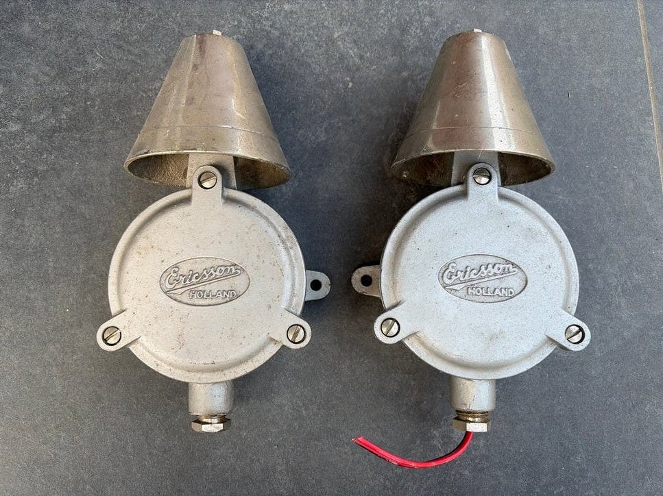 Set van 2 Ericsson Holland 12V bellen, Ophalen of Verzenden