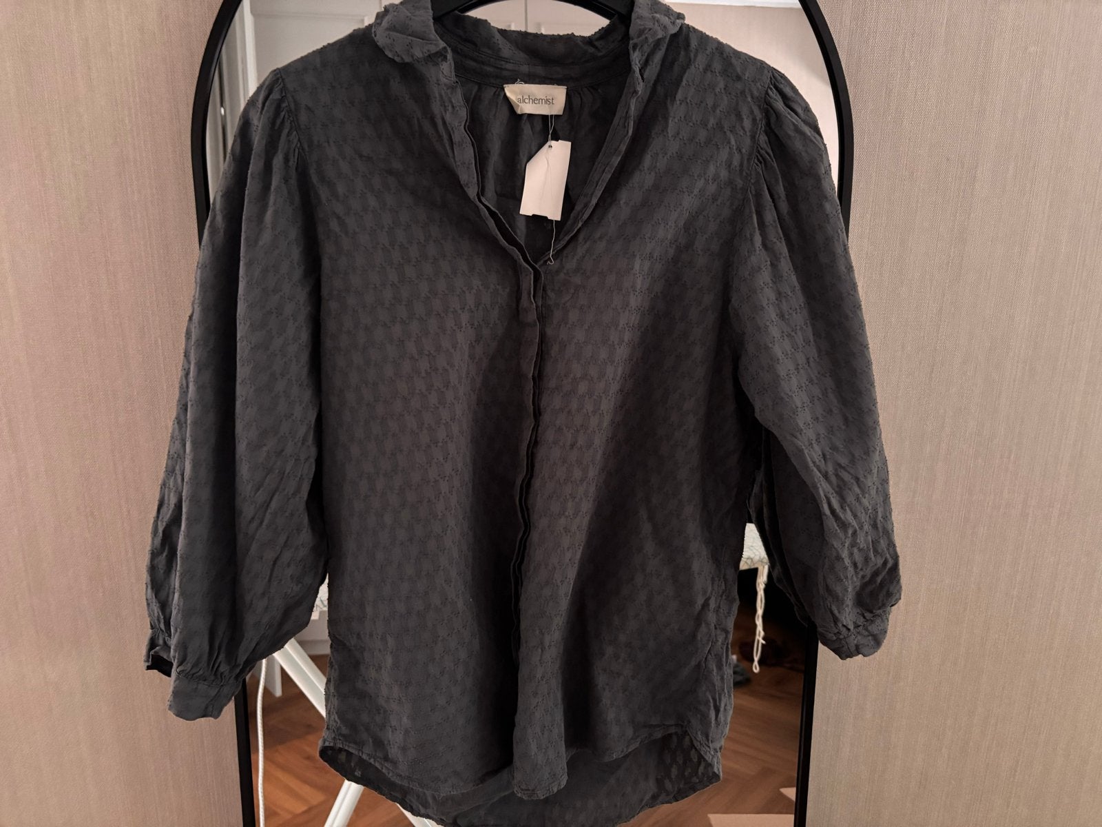 Grijze blouse Alchemist XS dun, Kleding | Dames, Ophalen, Zo goed als nieuw, Maat 34 (XS) of kleiner, Grijs