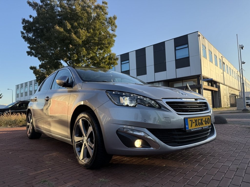 Foto 6 van Peugeot 308 1.6 THP Allure airco pano navi trekhaak