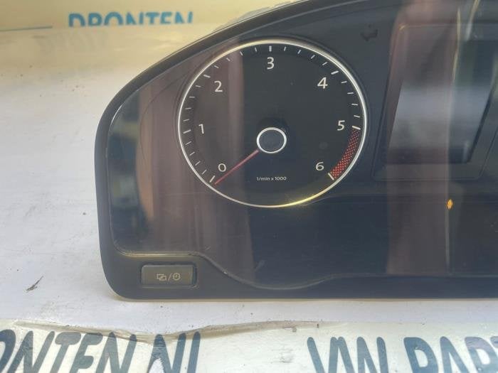 Kilometerteller KM van een Volkswagen Transporter, Gebruikt, -, -, -