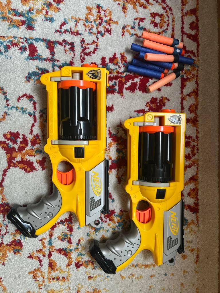 Nerf Maverick REV-5 Blaster (2 stuks), Ophalen of Verzenden, Gebruikt, Jongen of Meisje