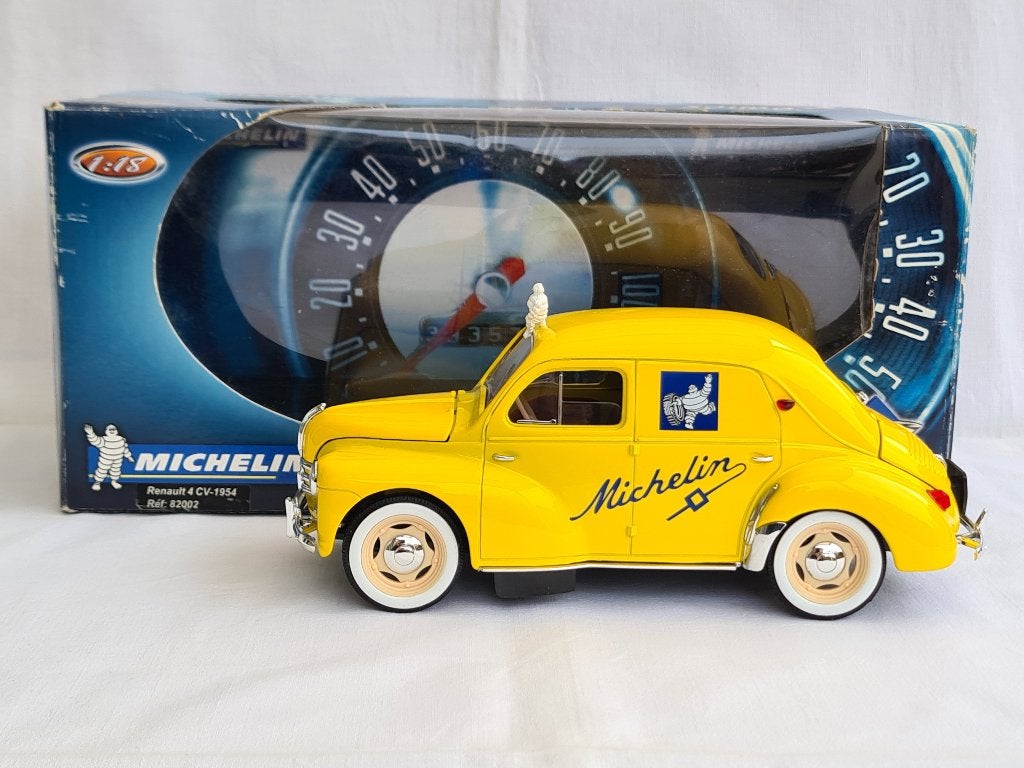 Renault 4 CV Michelin 1954 Solido 1:18, Ophalen of Verzenden, Gebruikt, Auto, Solido
