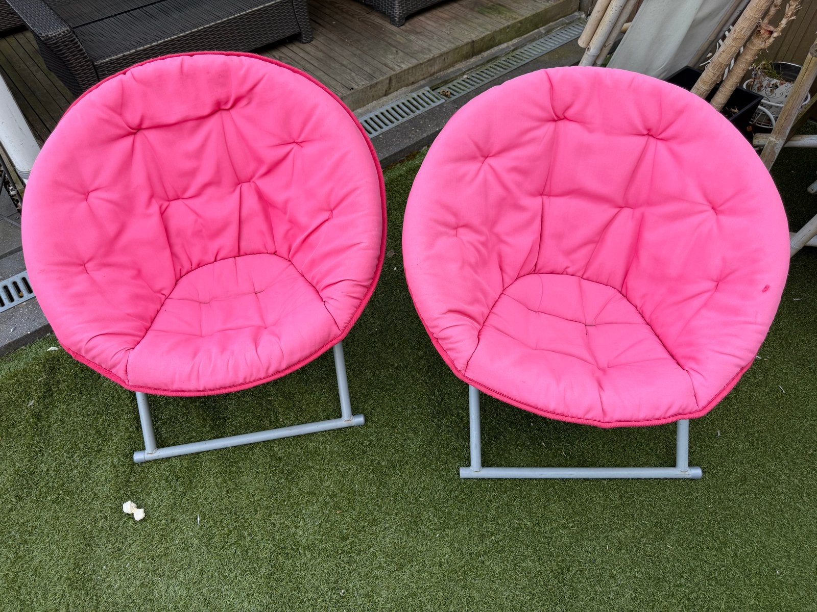 Twee roze opvouwbare stoelen, Huis en Inrichting, Gebruikt, Twee, Overige kleuren, Ophalen of Verzenden