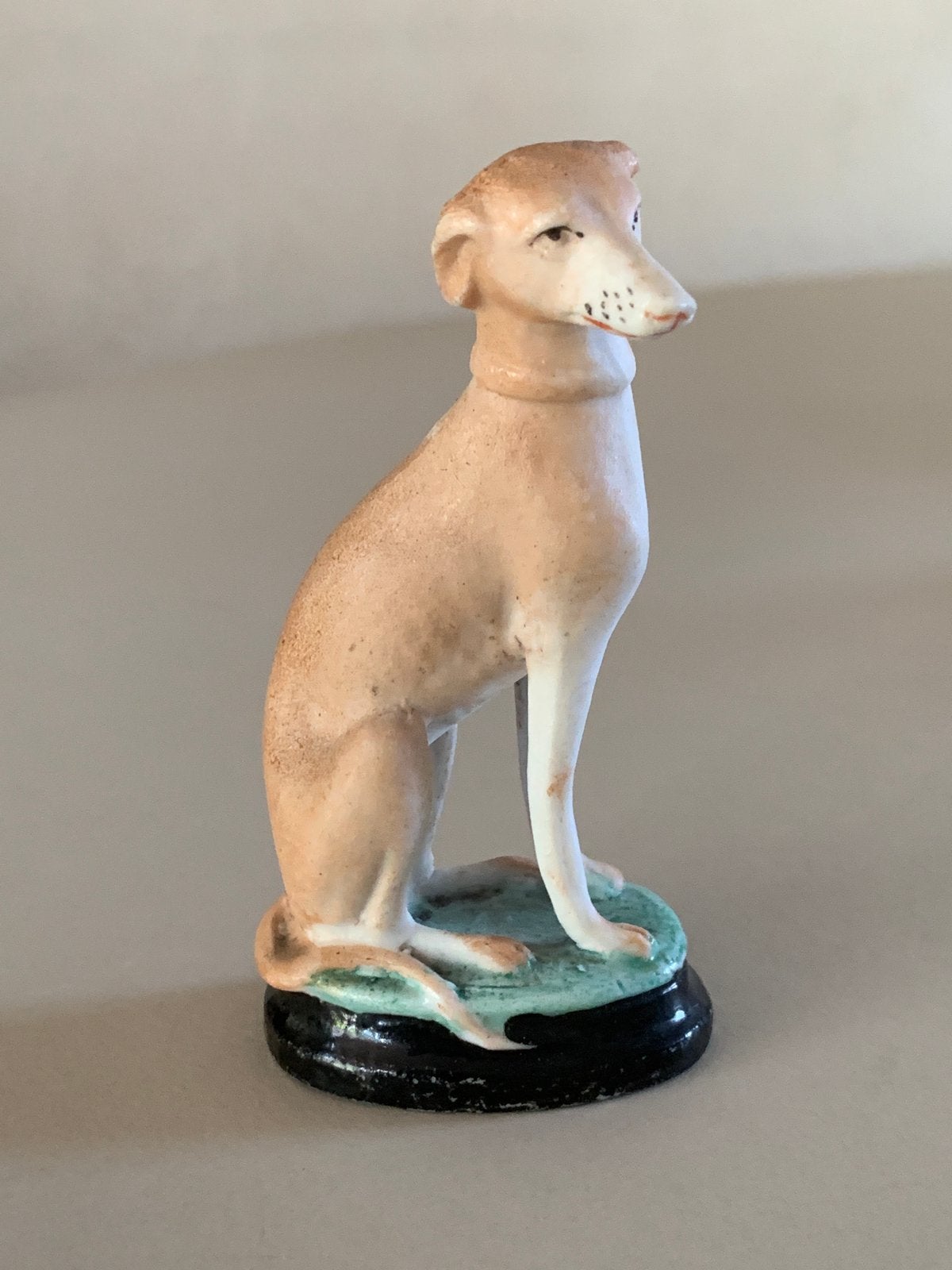Antiek Porseleinen Windhond / Greyhound, Verzenden