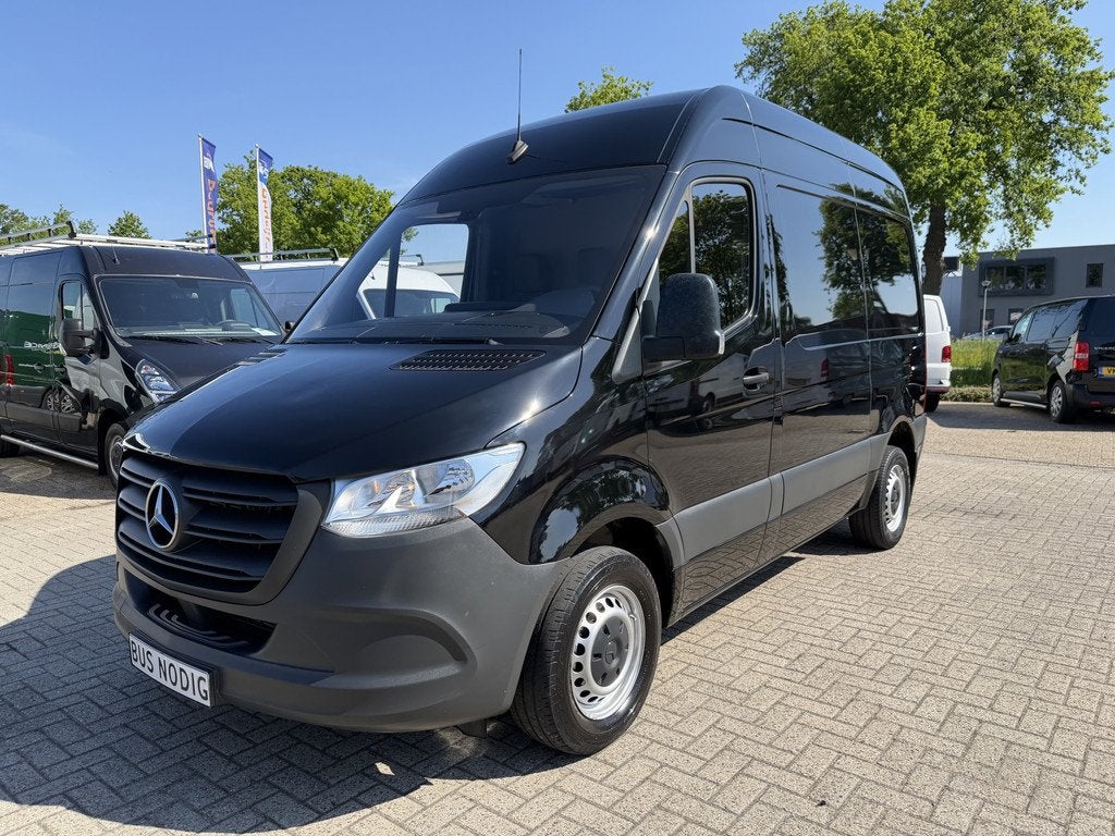 Mercedes-Benz Sprinter 314 2.2 CDI autmaat L1H2 zwart / euro, Auto's, Bestelauto's, Stof, Huisgarantie, Zwart, Mercedes-Benz