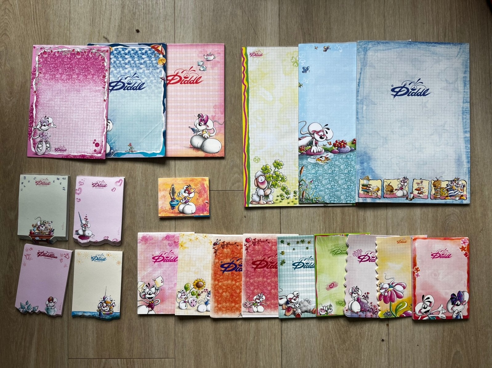 Grote Diddl verzameling, incl. blokken, accessoires, Verzamelen, Diddl, Zo goed als nieuw, Papier, Kaart of Schrift, Ophalen