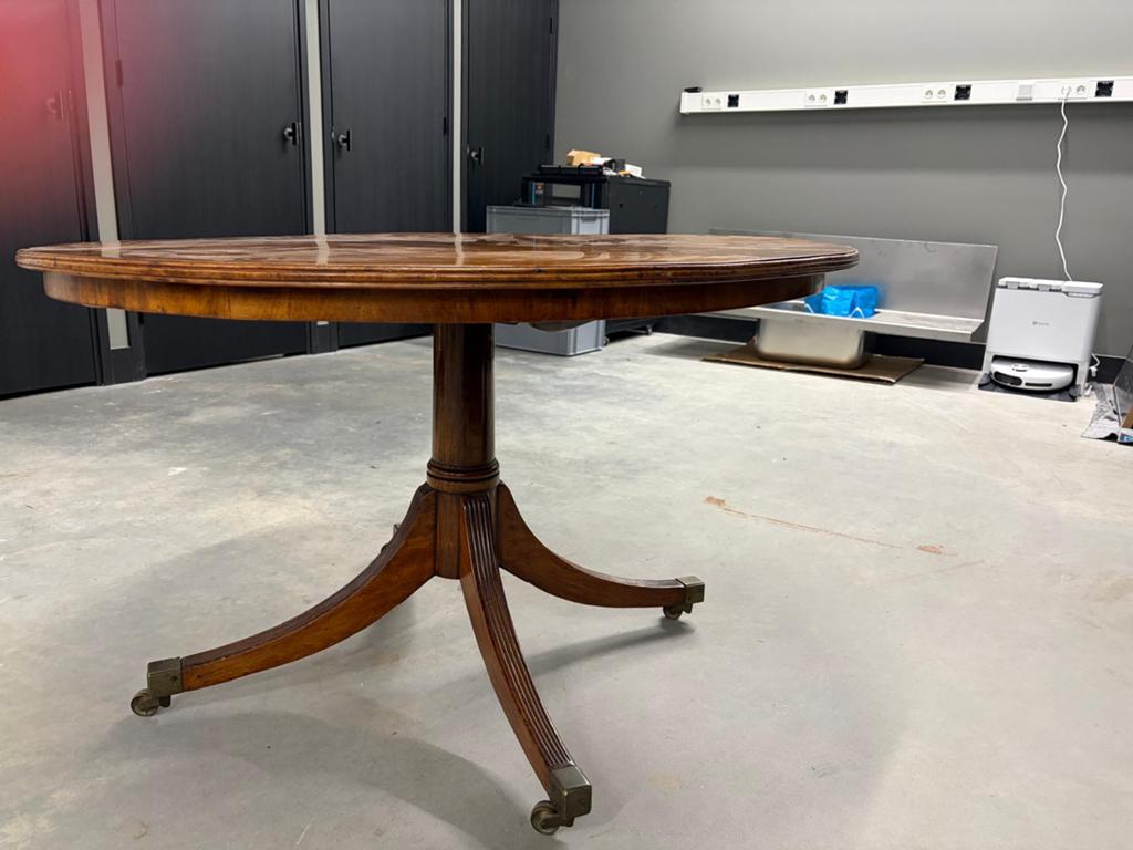 Antieke Tafel, Ophalen