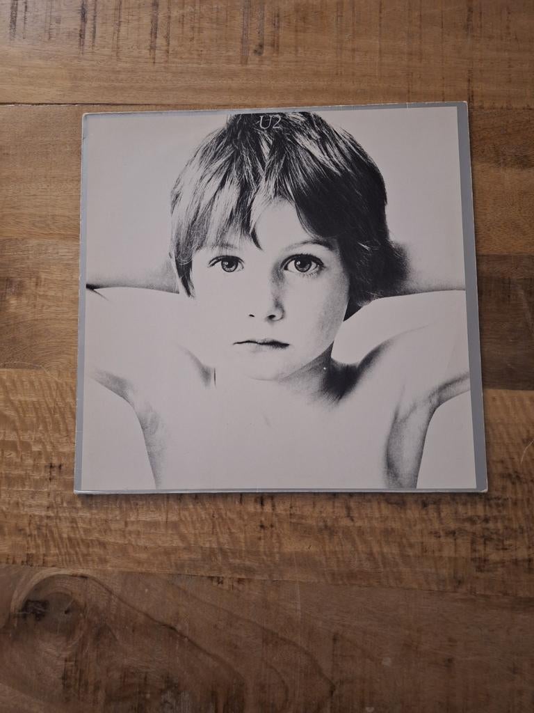 U2 - Boy Vinyl LP (1980) - Klassiek Debuutalbum, Ophalen of Verzenden, Gebruikt, 12 inch, Poprock
