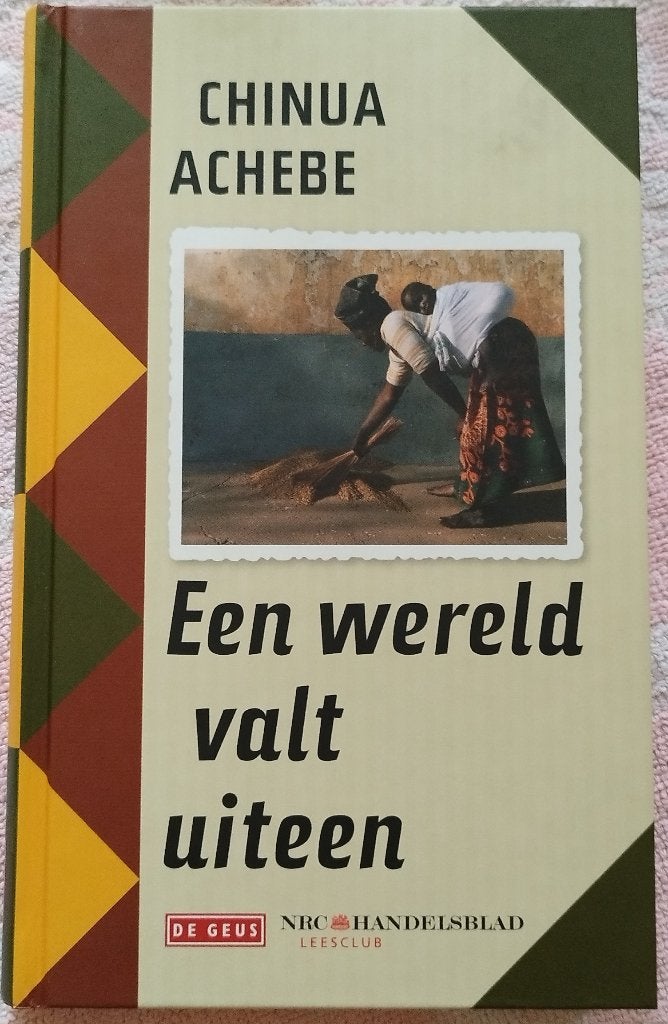 Chinua Achebe *** Een wereld valt uiteen, Boeken, Romans, Zo goed als nieuw, Wereld overig, Ophalen of Verzenden