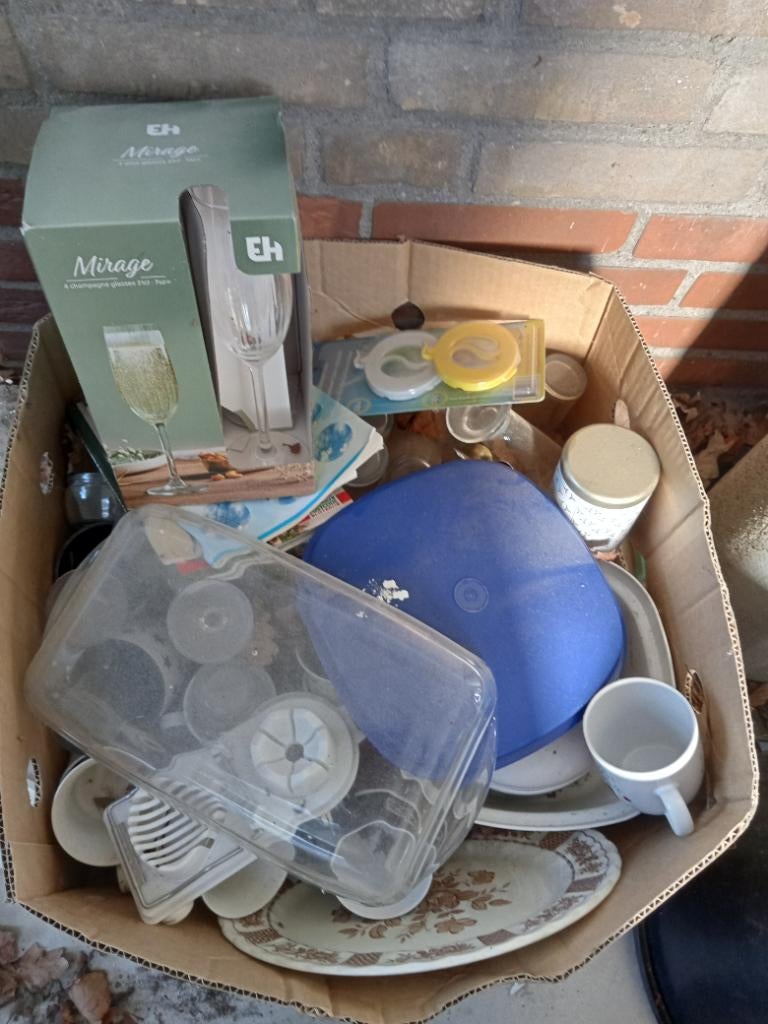 Doos rommelmarkt spullen, Ophalen, Gebruikt