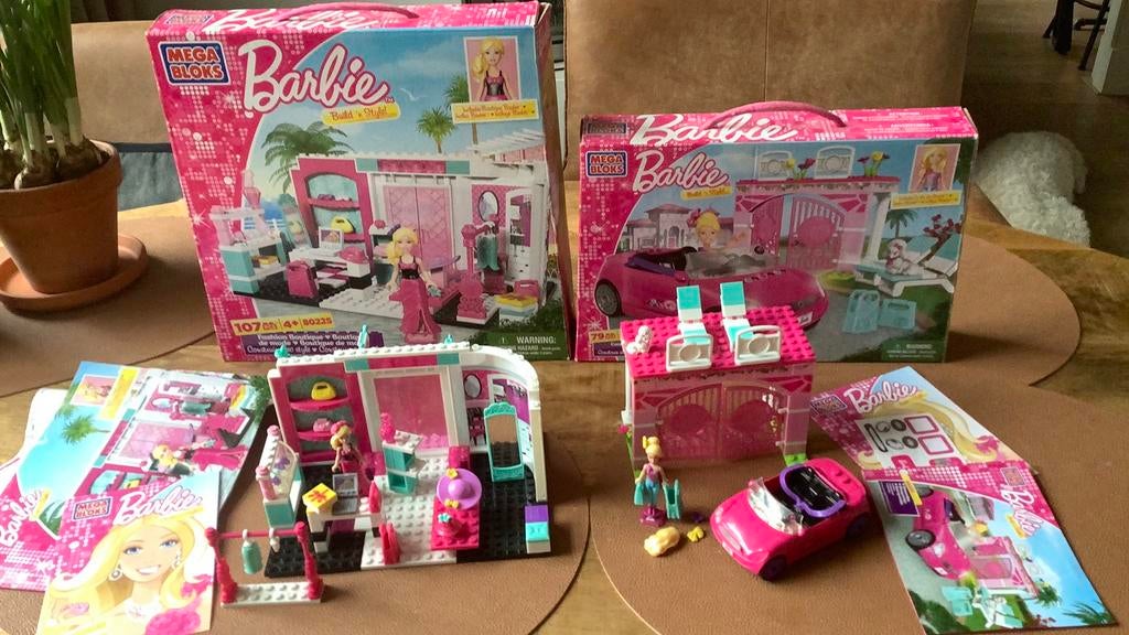 Megablocks Barbie set winkel en auto compleet met doos, Ophalen, Zo goed als nieuw
