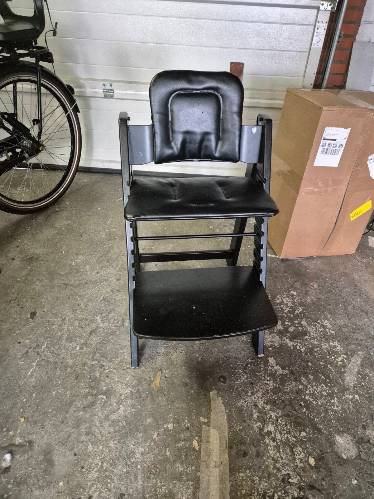 Gebruikte Trip Trap kinderstoel met eetblad, Kinderen en Baby's, Kinderstoelen, Ophalen, Gebruikt, Meegroeistoel, Afneembaar eetblad