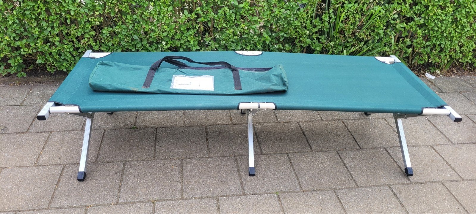 veldbed groen licht gewicht, Ophalen, Zo goed als nieuw, Aluminium, Inklapbaar