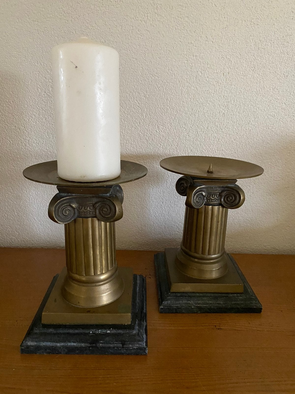 Vintage set natuurstenen/ messing kandelaars Griekse zuil, Ophalen of Verzenden, Gebruikt, Kandelaar