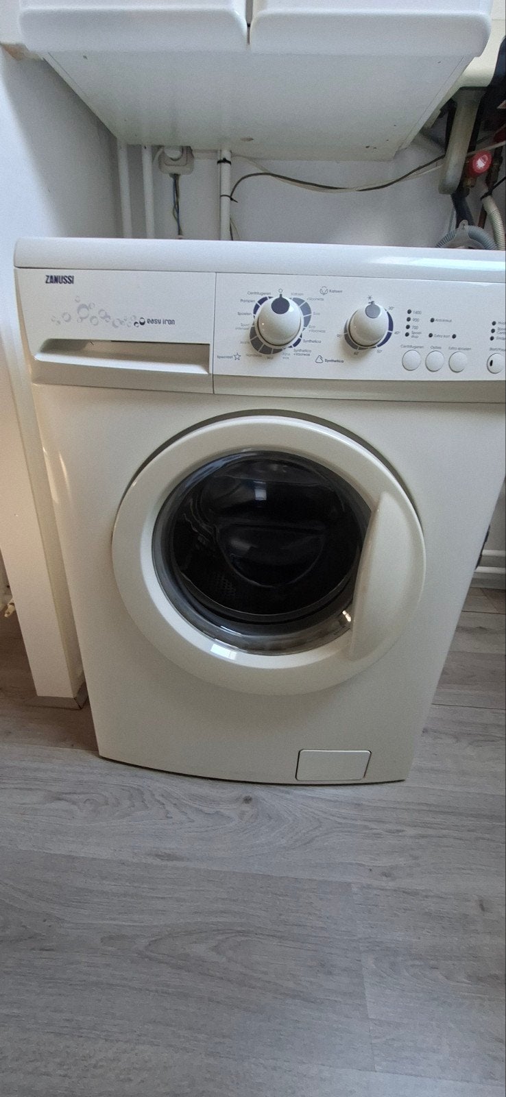 ZANUSSI WASMACHINE, Witgoed en Apparatuur, Ophalen, 1200 tot 1600 toeren, Gebruikt, 4 tot 6 kg