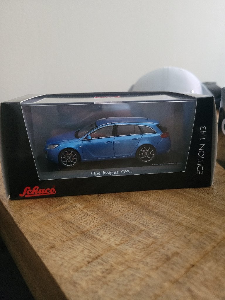 opel insignia station opc schuco 1:43, Ophalen of Verzenden, Zo goed als nieuw, Auto, Schuco