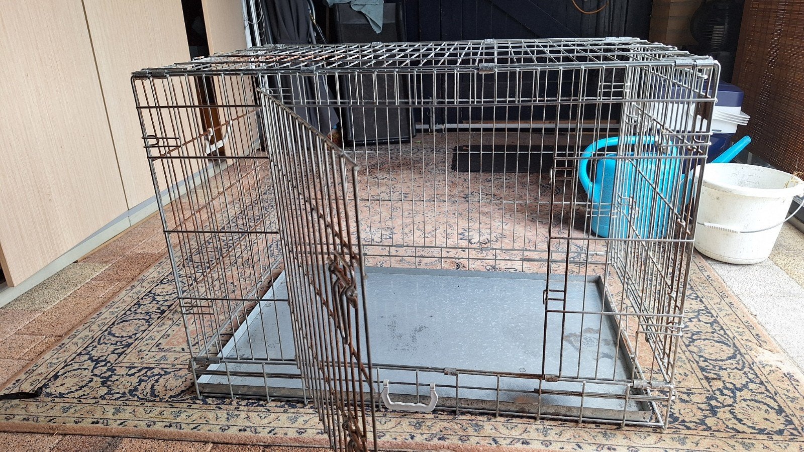 Te koop honden  bench, Ophalen, Zo goed als nieuw