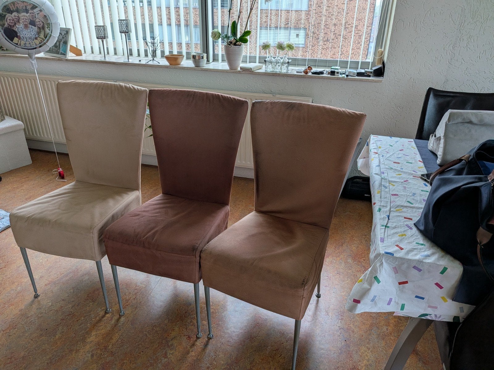 Set van 6 comfortabele eetkamerstoelen - diverse kleuren, Modern, Comfortabel, Gebruikt, Overige kleuren, Drie