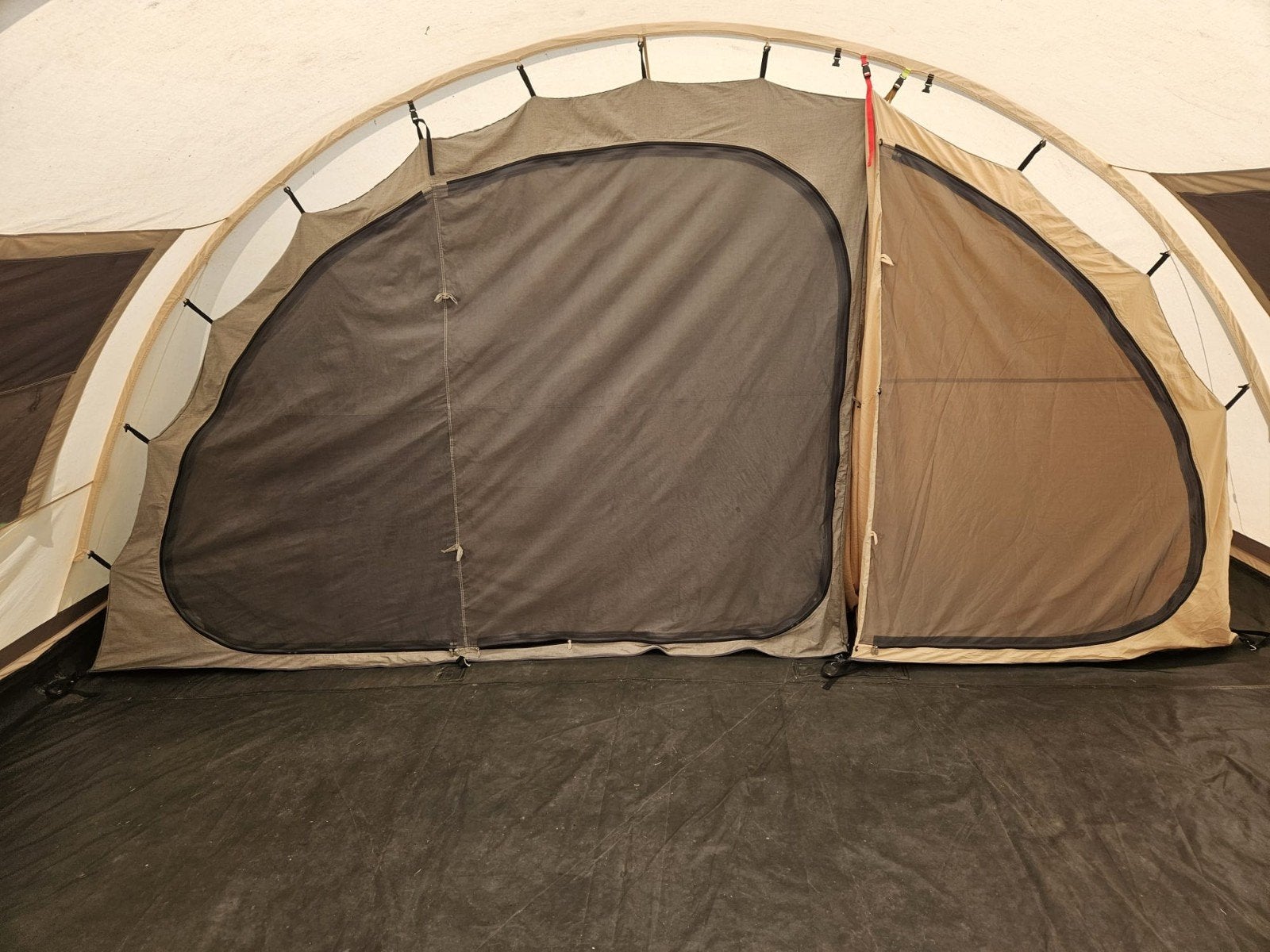 Ruime tunneltent voor gezinnen of groepen, Caravans en Kamperen, Tenten, Ophalen