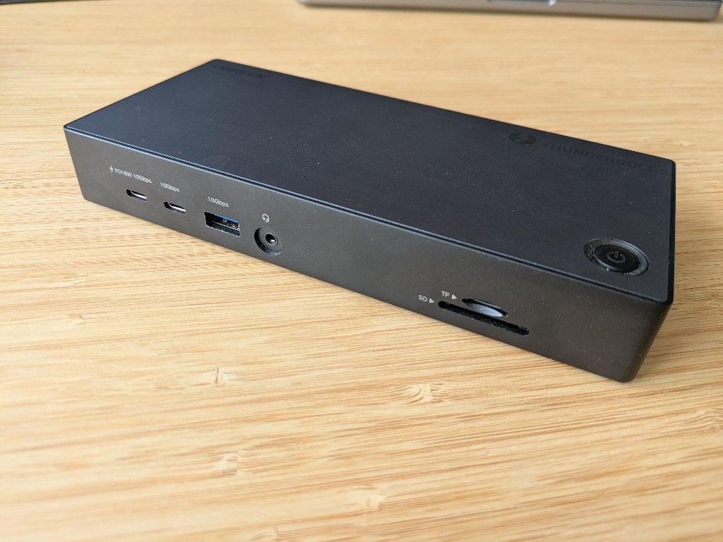 UGREEN Revodok Max 313 - Docking Station (13-in-1), UGREEN, Ophalen of Verzenden, Zo goed als nieuw, Docking station