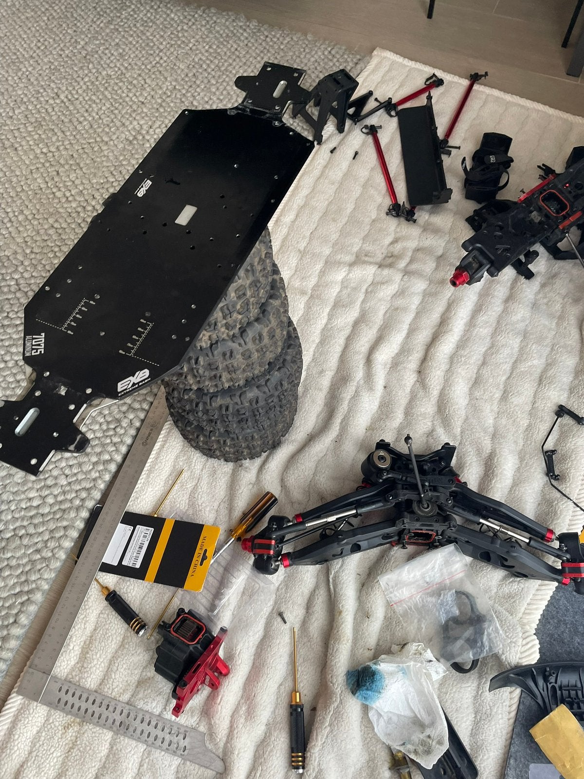 ARRMA 6S & 8S onderdelen nieuw en gebruikt!, Hobby en Vrije tijd, Modelbouw | Radiografisch | Auto's, Zo goed als nieuw, Onderdeel