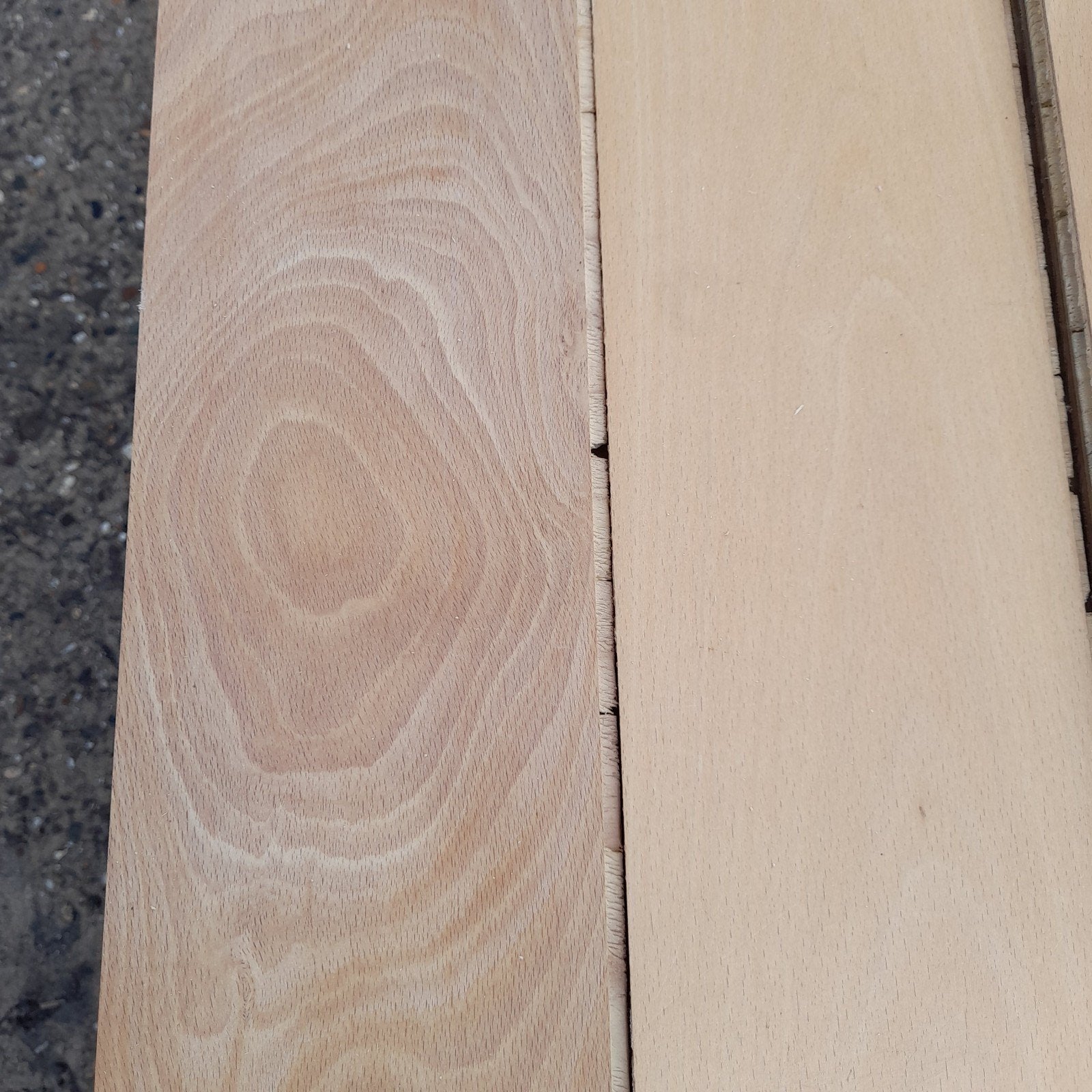 Foto 16 van Beuken vloer lamelparket 33 m2 + 9 m2 vloerdelen 1,4 cm dik