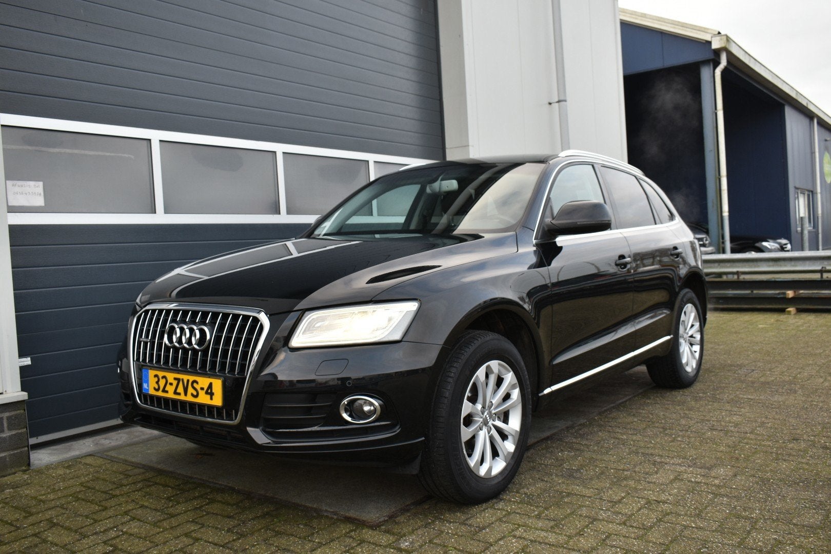 Audi Q5 2.0 TFSI quattro Pro Line, Auto's, Gebruikt, 4 cilinders, Leder en Stof, Zwart