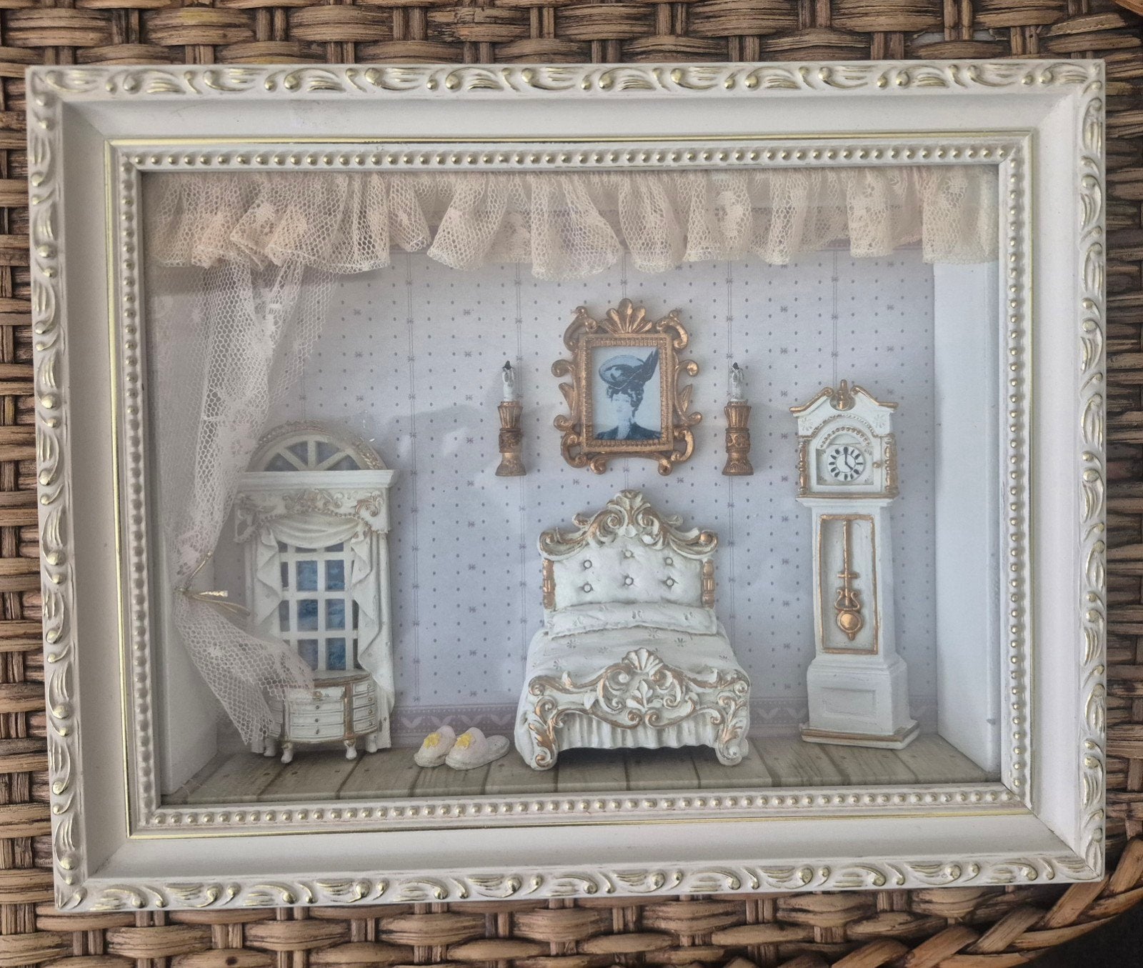 Victoriaanse slaapkamer., Ophalen of Verzenden, Zo goed als nieuw, Hout, Minder dan 50 cm