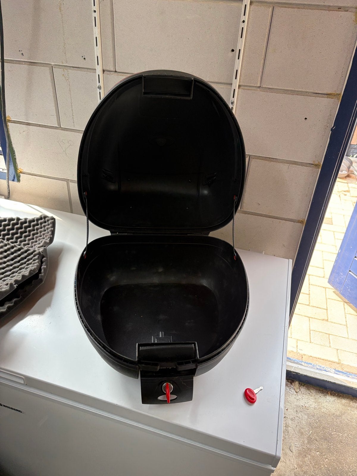 Zwarte scooter topkoffer / Luxury box met sleutel, Ophalen of Verzenden, Gebruikt