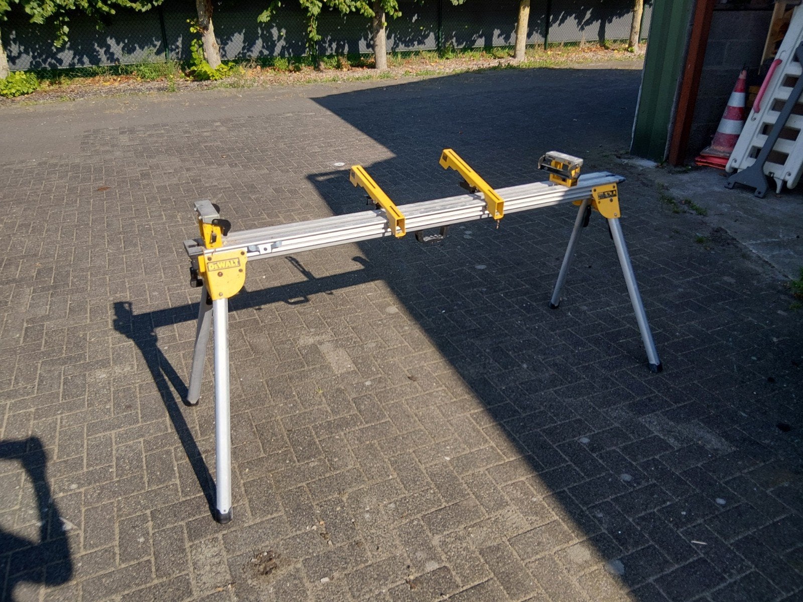 Foto 3 van dewalt zaagstandaard dw 7023