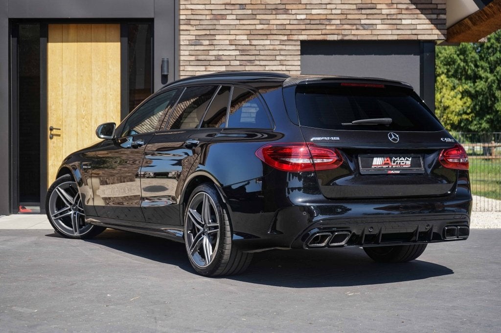 Mercedes-Benz C-Klasse C63S AMG 63 S Estate Ceramic/Pano/Car, Auto's, Mercedes-Benz, Met garantie (alle), Zwart, LED verlichting