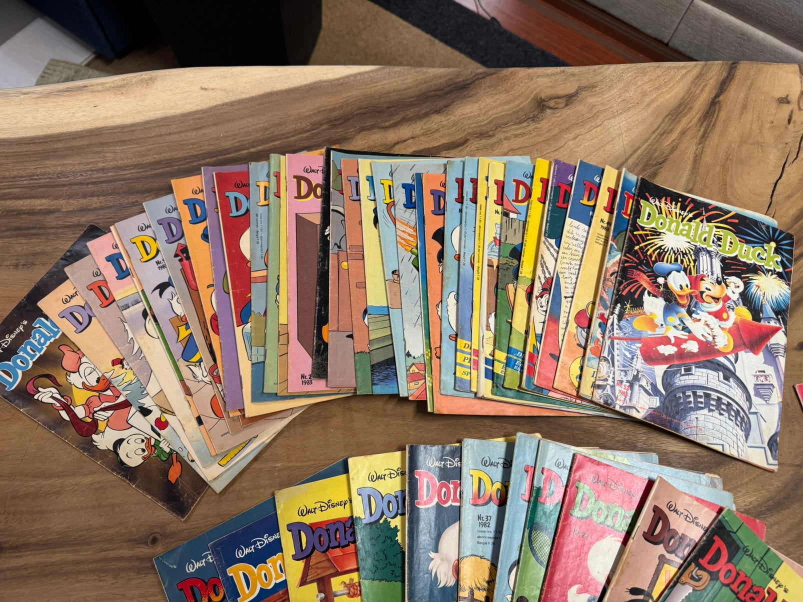 Donald Duck weekbladen uit de jaren 1980 Direct/Leverbaar, Donald Duck, Meerdere stripboeken, Ophalen, Gelezen